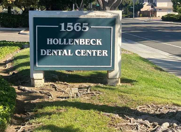 1565 Hollenbeck Dental Center sign outside the building